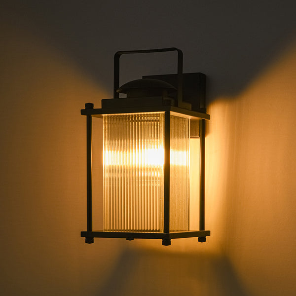 IP23 Lantern Waterproof Ribbed Glass Outdoor Wall Sconce