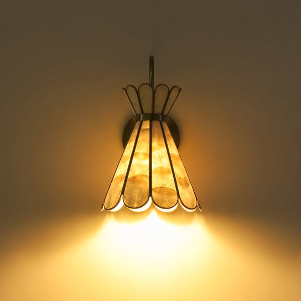 Thehouselights-Art Deco Brass Shell Glass Armed Wall Sconce-Wall Lights-1-Light-